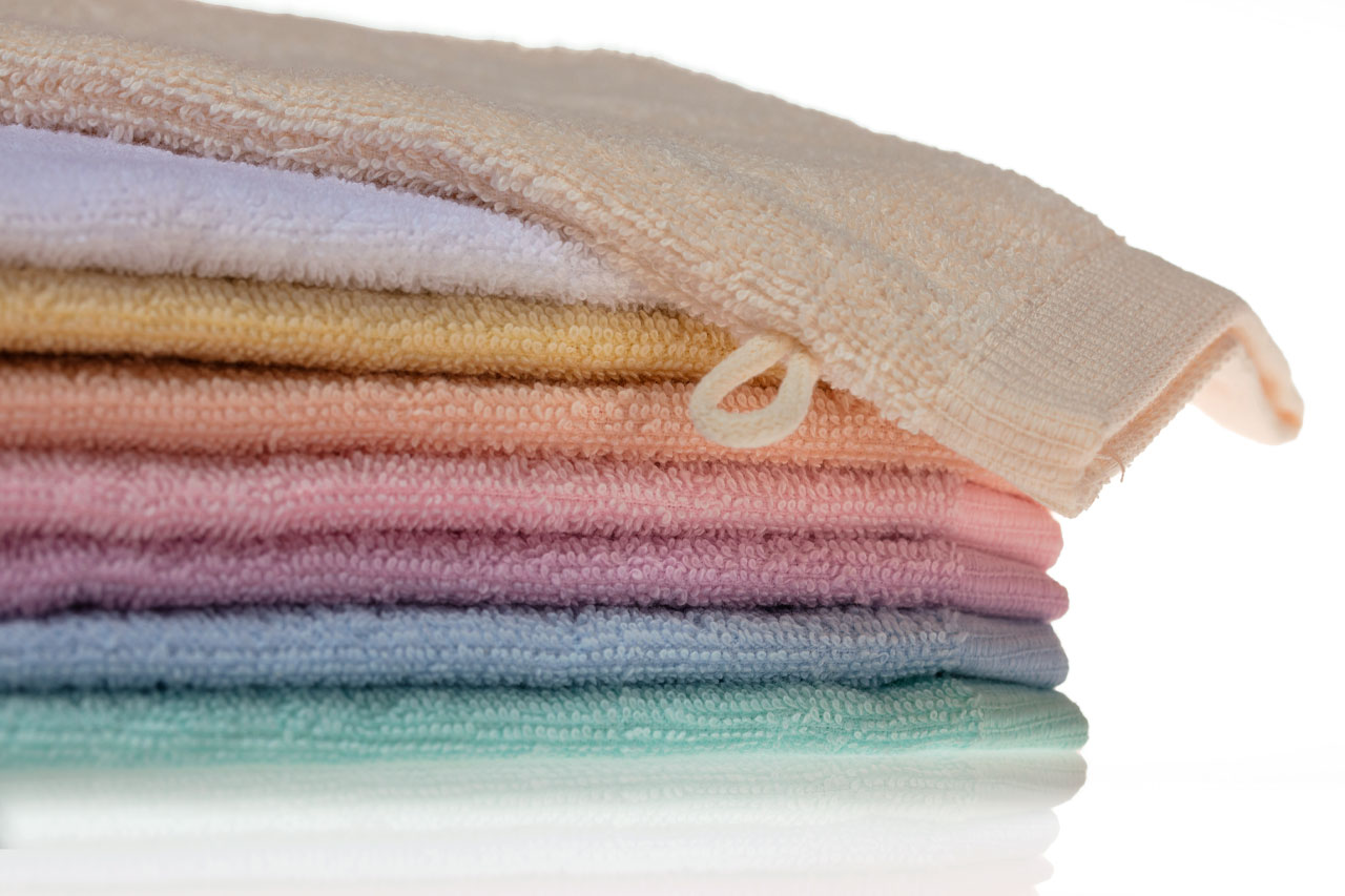 Waschhandschuh in pastelligen Bonbonfarben, 400g/qm